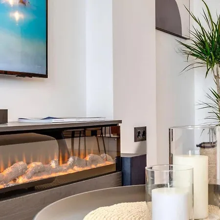 Conde Nest Flat With Wouw Views * אסטפונה