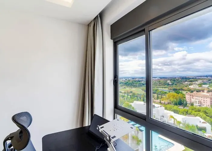 Conde Nest Flat With Wouw Views Эстепона