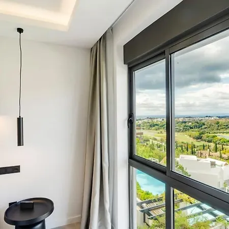 Conde Nest Flat With Wouw Views Estepona