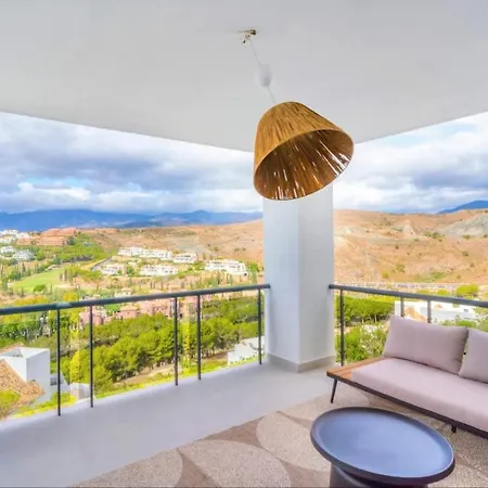 Conde Nest Flat With Wouw Views Estepona