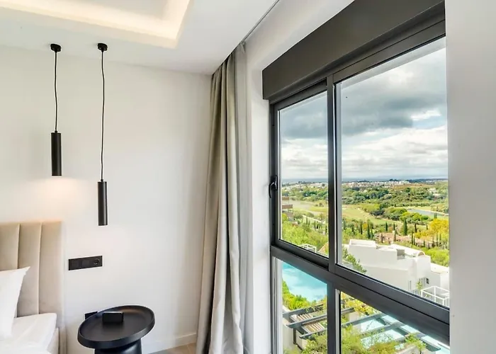 Conde Nest Flat With Wouw Views Estepona